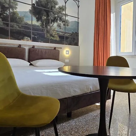 Elegante Stanza Privata In Centro A Roma Colosseo - Flc Room In Rome *