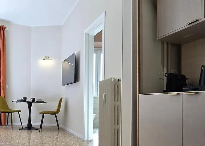 Elegante Stanza Privata In Centro A Colosseo - Flc In 4* Roma